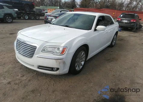 2013 Chrysler 300 Touring from USA, damaged, VIN 2C3CCAAG6DH714212